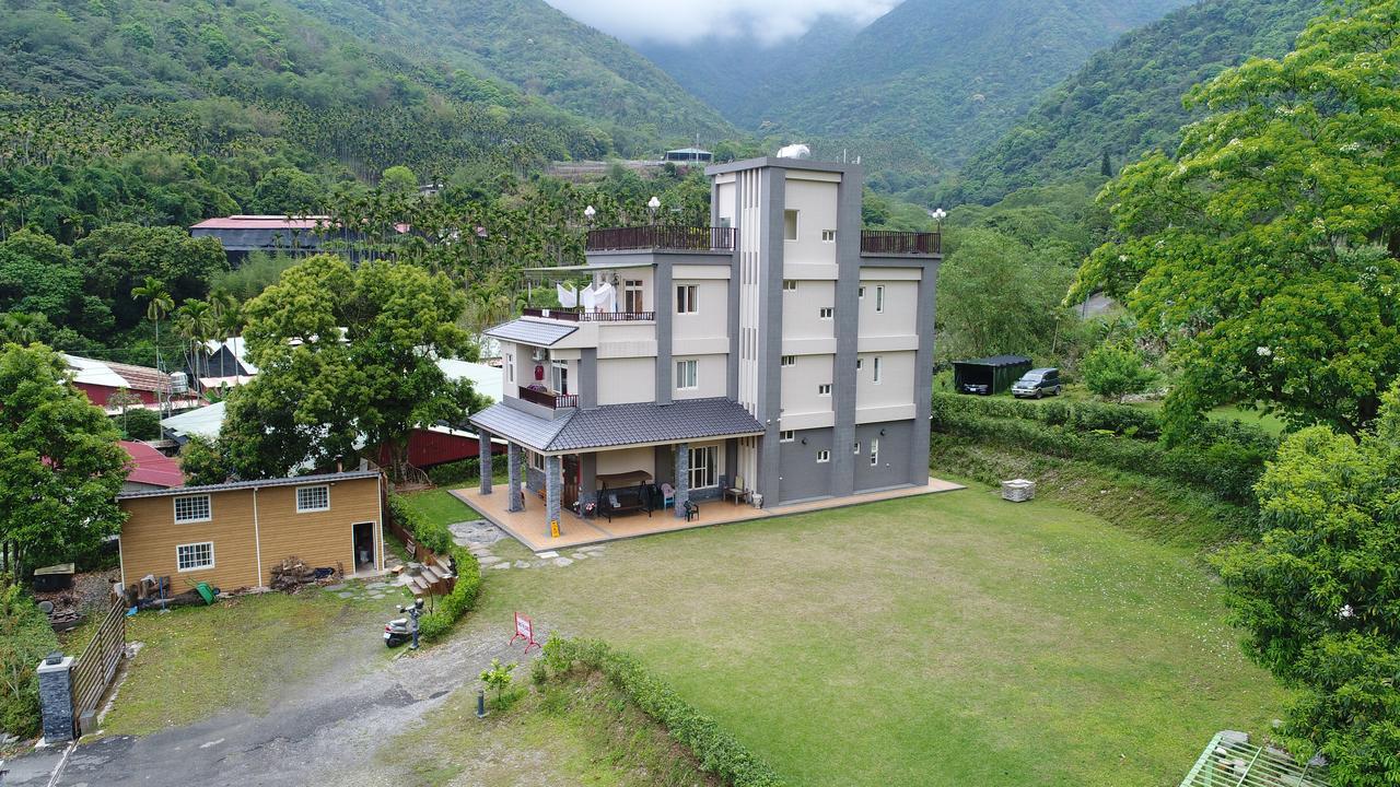 Fully B&B Пули Экстерьер фото