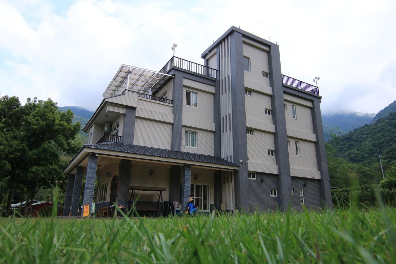 Fully B&B Пули Экстерьер фото